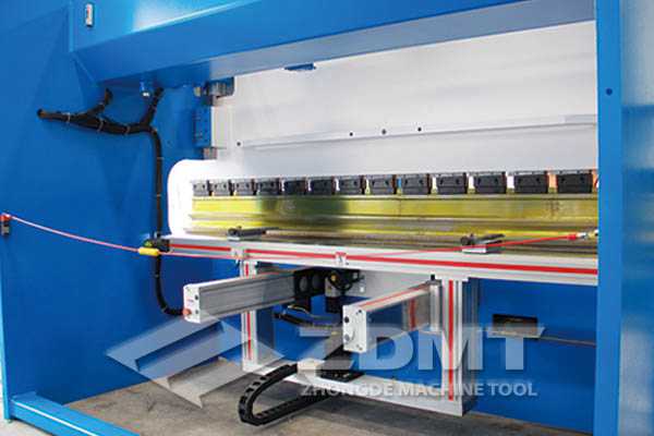 伺服后挡料.jpg 伺服后挡料.jpg