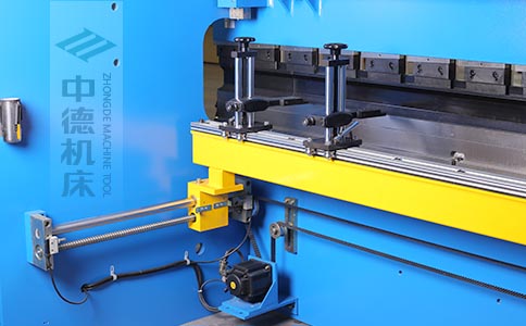 ZDPK-10025高精度滚珠丝杆后档料布局,可调式档指,手摇起落,可顺应差别模具;横梁双线轨设想,零游隙.jpg ZDPK-10025高精度滚珠丝杆后档料布局,可调式档指,手摇起落,可顺应差别模具;横梁双线轨设想,零游隙.jpg